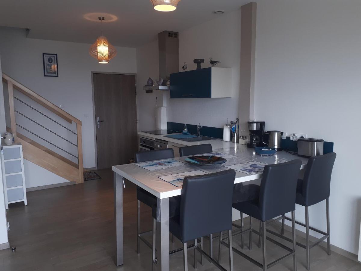 Appartement Lestrevet, les pieds dans l eau à Plomodiern Extérieur photo